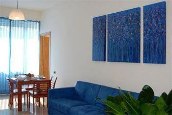 Lux Apartahotel