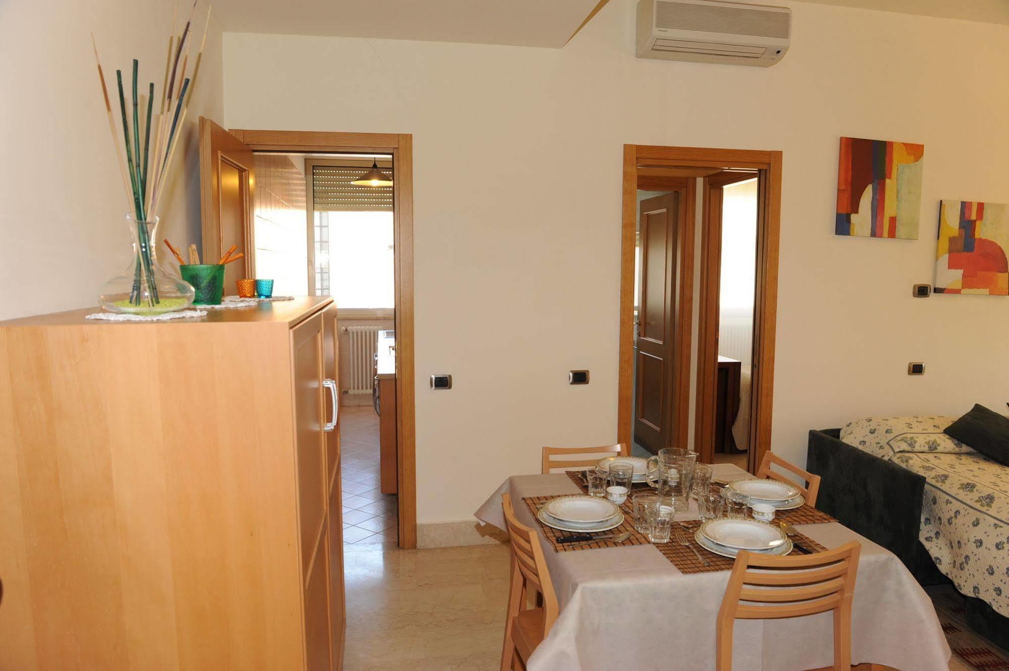 Lux Apartahotel