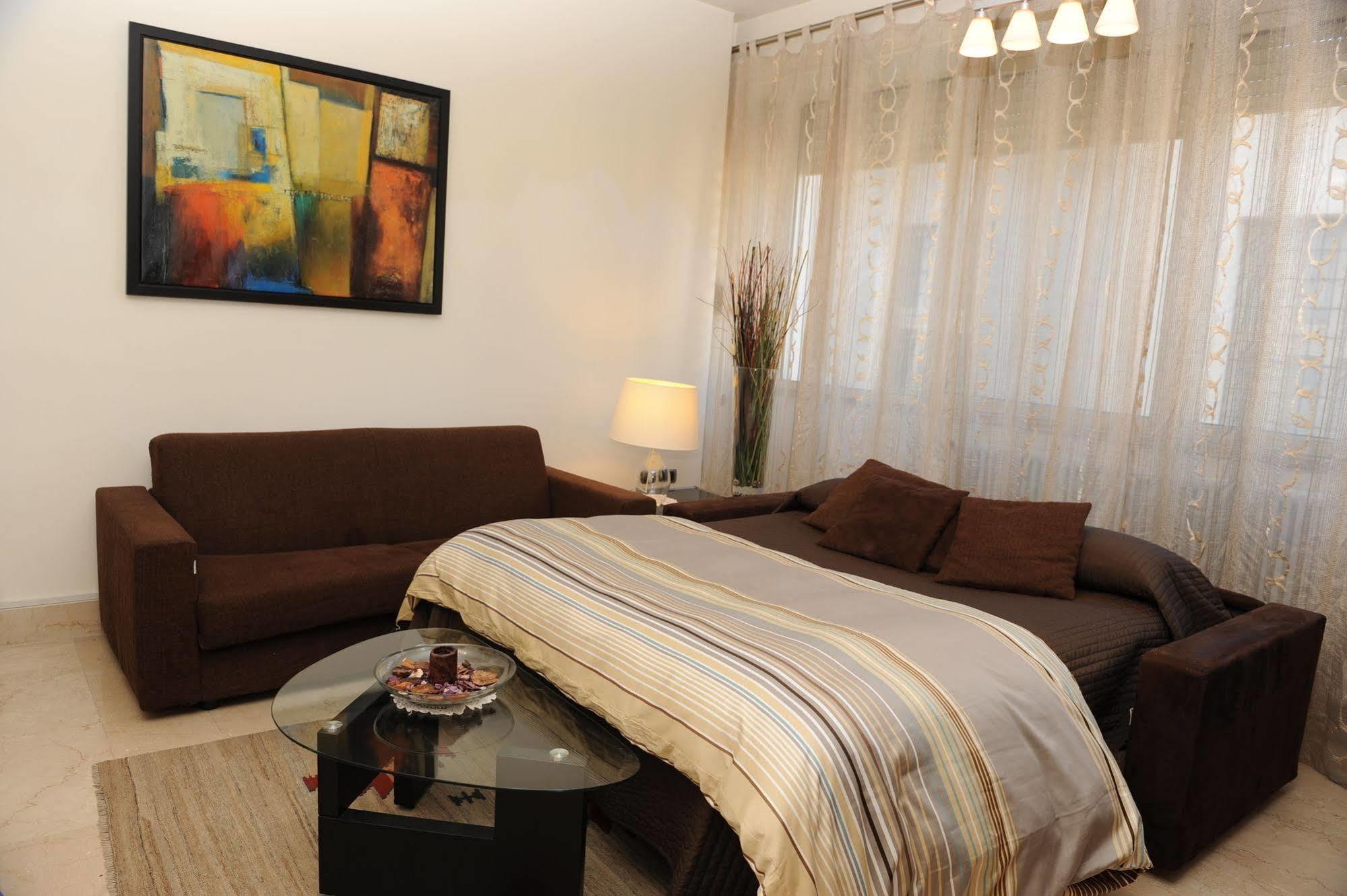 Aparthotel Lux Rom