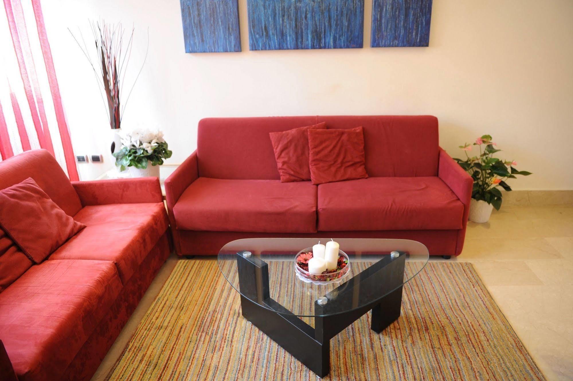 Apartahotel Lux Roma